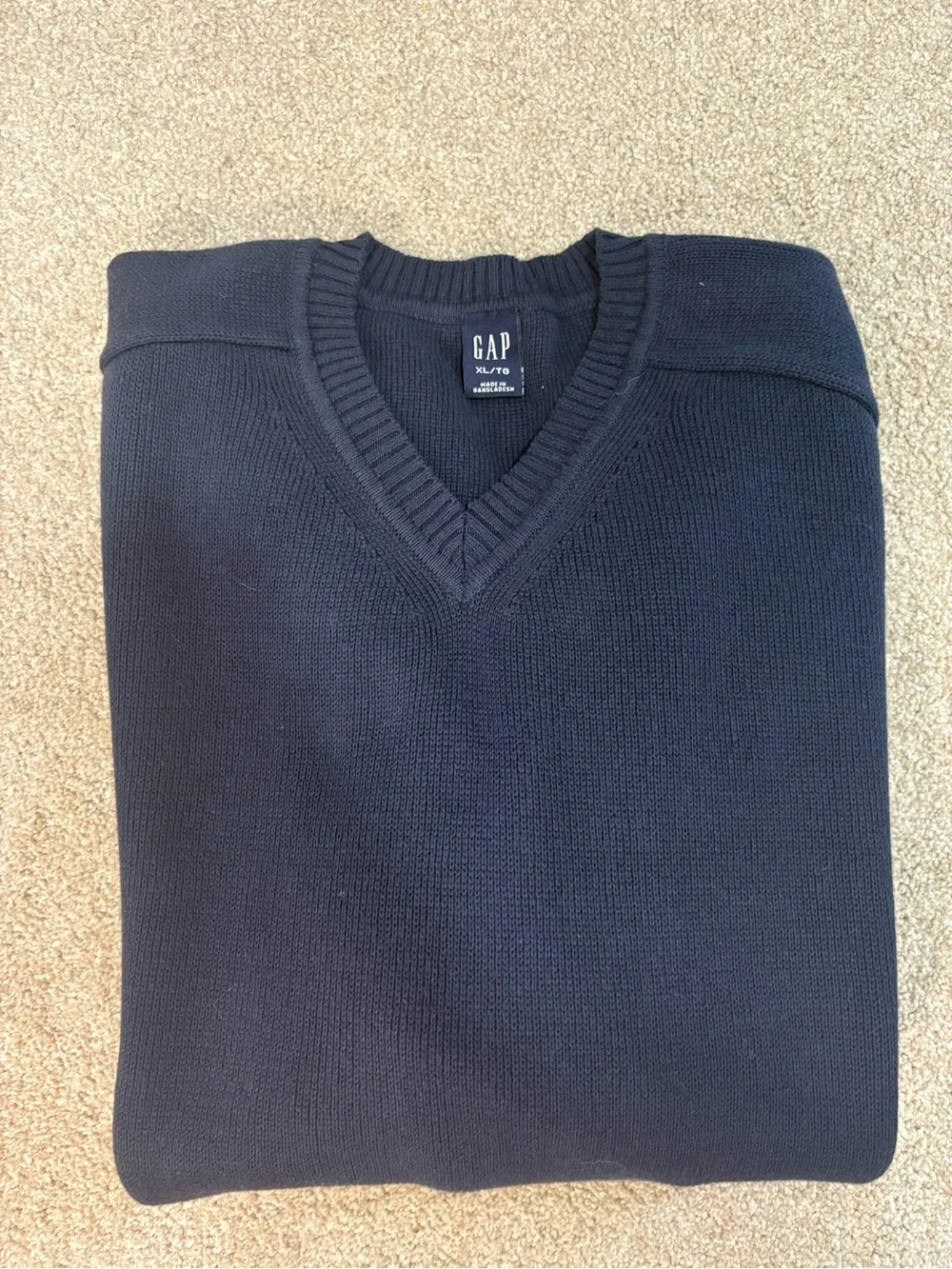 GAP Men's Dark Navy V-Neck Cotton Sweater